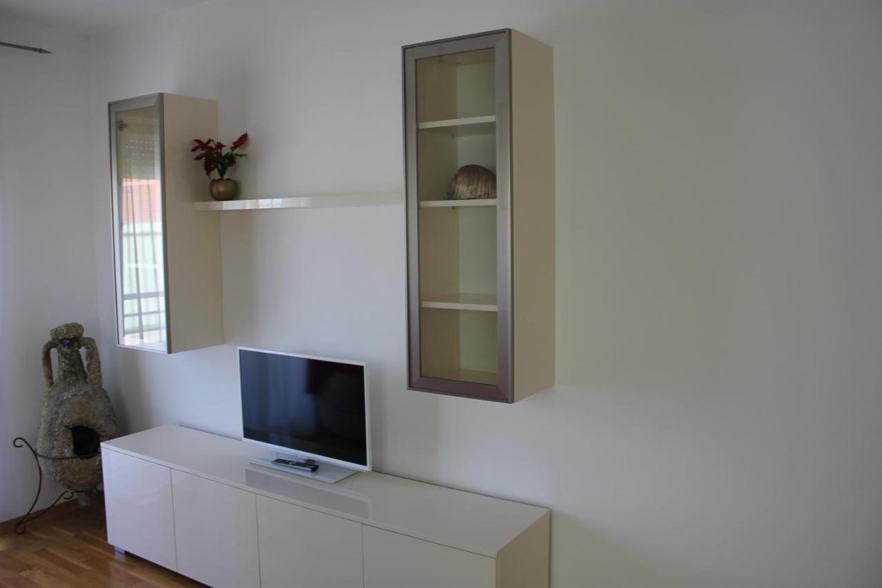Ferienwohnung Toni Omiš Exterior foto
