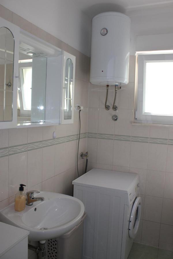 Ferienwohnung Toni Omiš Exterior foto